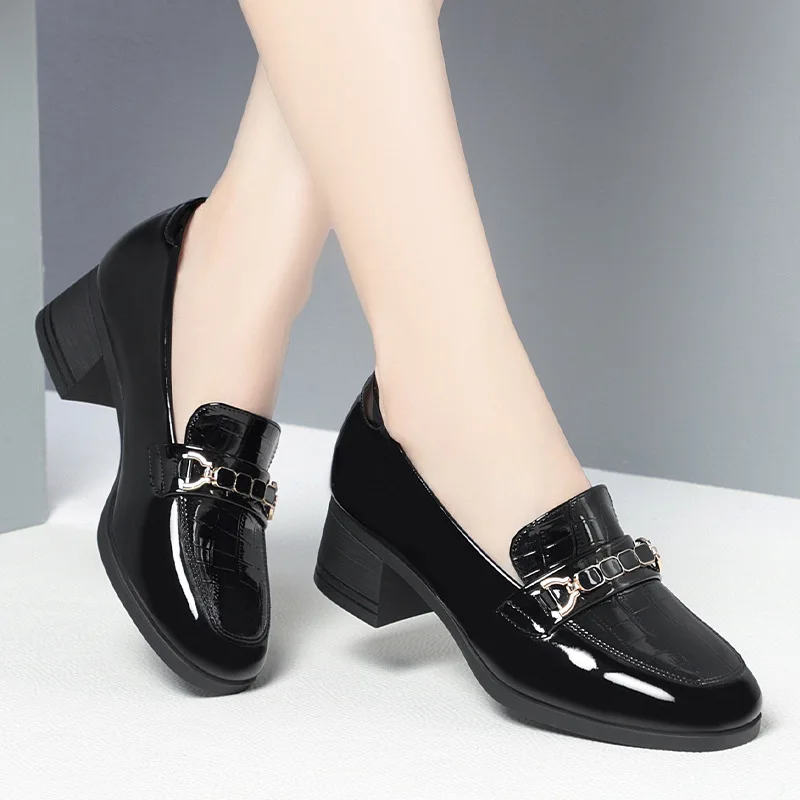 Vintage British Style Deep Mouth Patent Leather Shoes Women Pumps 2024 Spring Block High Heels Shoes Loafers Women Office Model 5