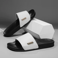 Chaussures hommes sandales pantoufles mode tongs décontracté Design innovant chaussures hommes à semelles souples léger maison pantoufles baskets 1