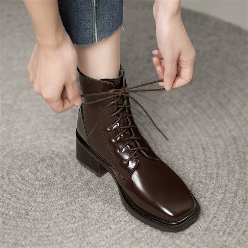 Square Head Lace Up High Top Plush Riding Boots for Women's Autumn and Winter New Fashion Casual Women's Short Leather Boots