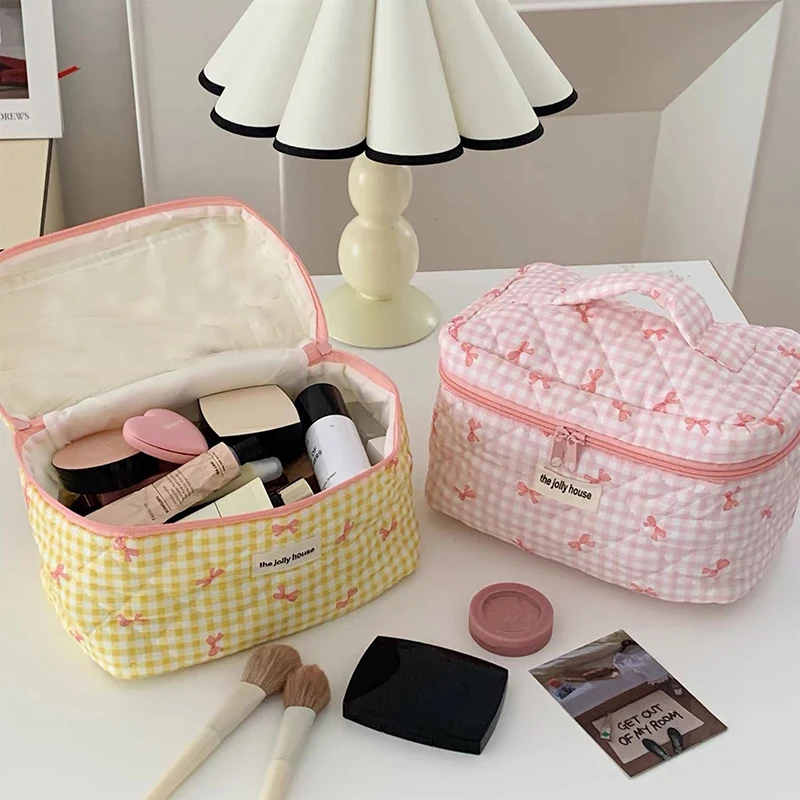 3 Type Quilting Cosmetic Bag Ladies Large Capacity Travel Organizer Washbag Cute Bow Knot Pattern Make Up Zipper Storage Bag