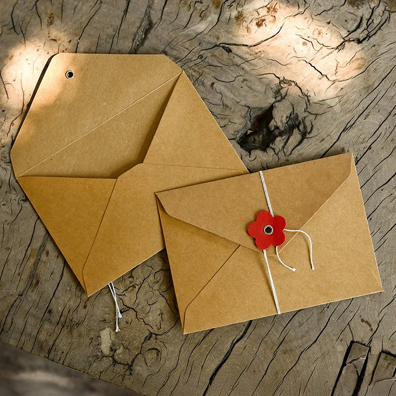 50pcs Kraft Envelope 200g Paper 16.1x11.4cm Wedding Invitations Business Supplie Postcard Giftbox Packaging Storage Stationery