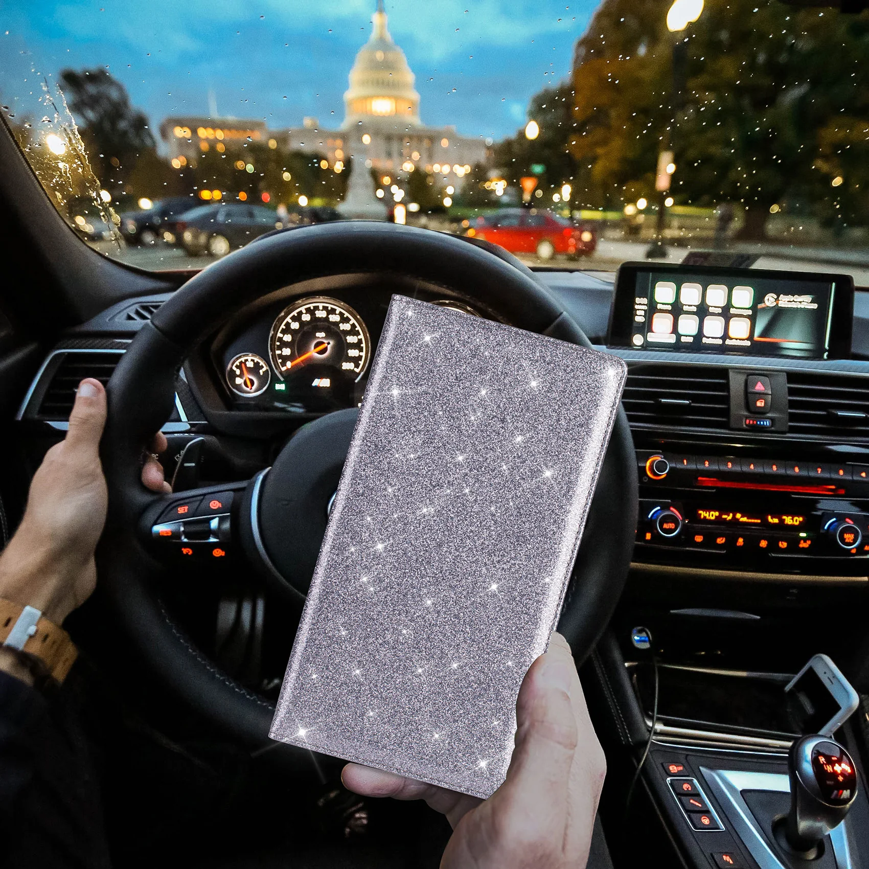 자동차 등록 및 보험 카드 소지자, 자동차 면허증 문서 글러브 박스 수납칸 정리함