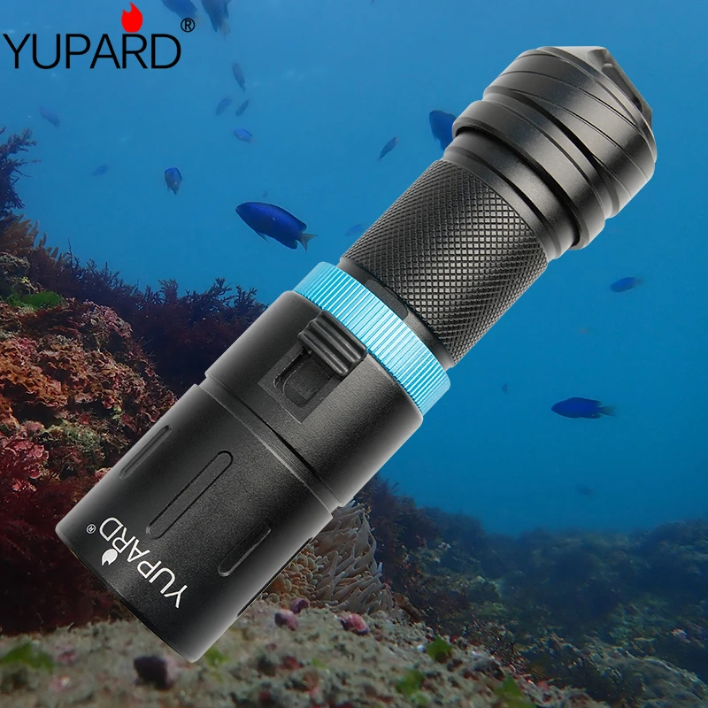 

New strong light diving flashlight XHP50 strong light long-range search and rescue rescue deep sea emergency flashlight