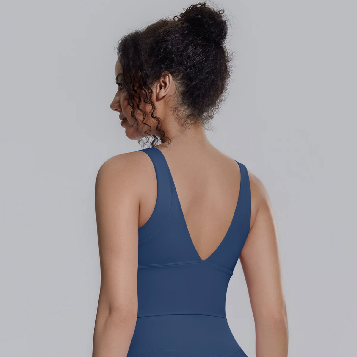 New Backless Yoga Vest for Woman Yoga Underwear with Chest Pad Summer Breathable Workout Top Running Shockproof Sports Bra