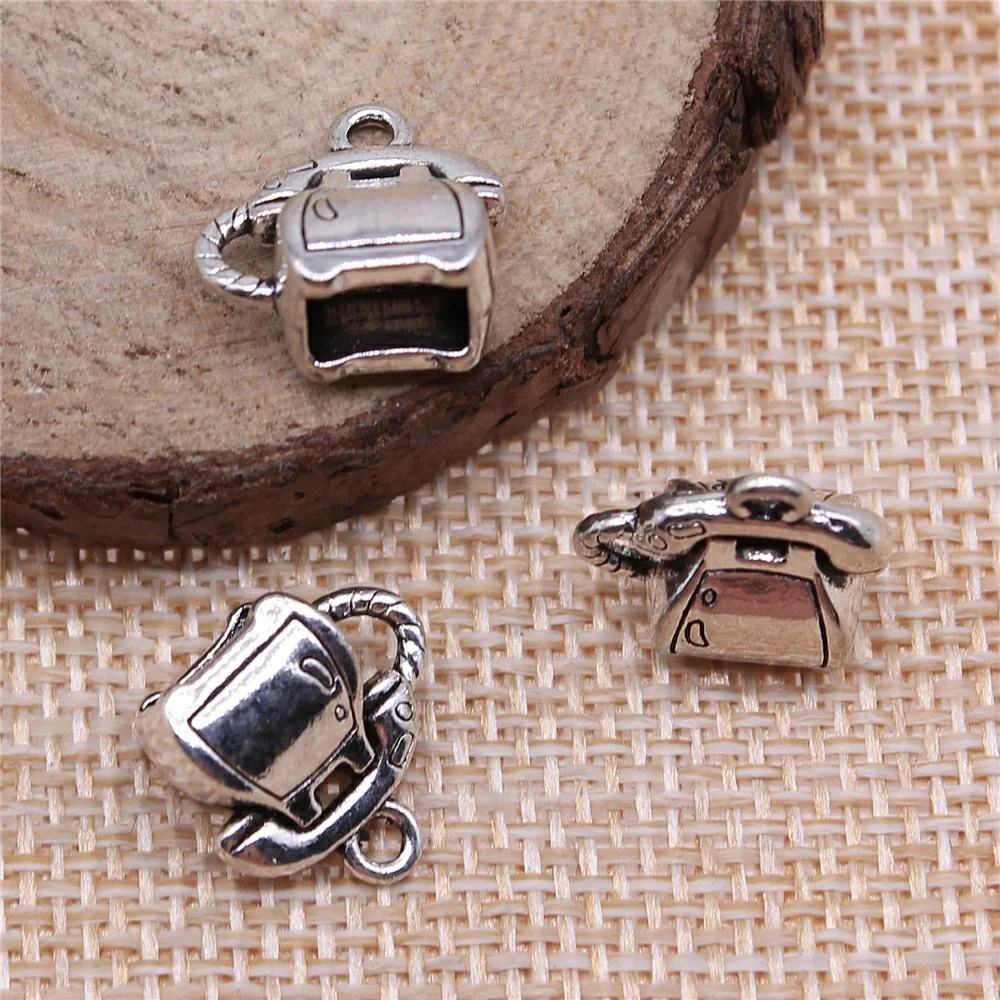 Vintage 3D Retro Telephone Charms - Set of 4