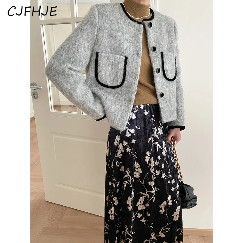 

CJFHJE New Women's Wool Retro Fragrant Short Coat Korean Fashion Grey Black Round Neck Casual Woolen Jacket Women Autumn Winter