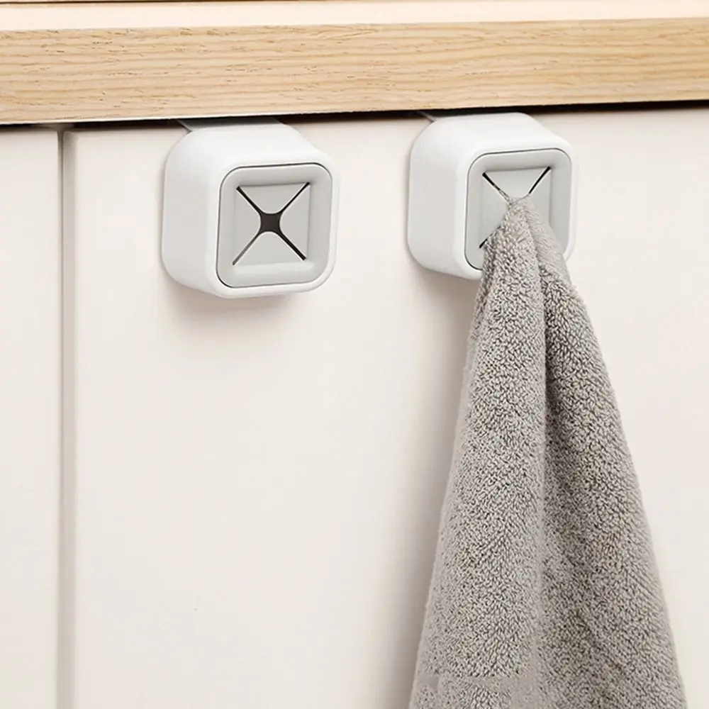 Рисунок 2 - Креативная вешалка для полотенец