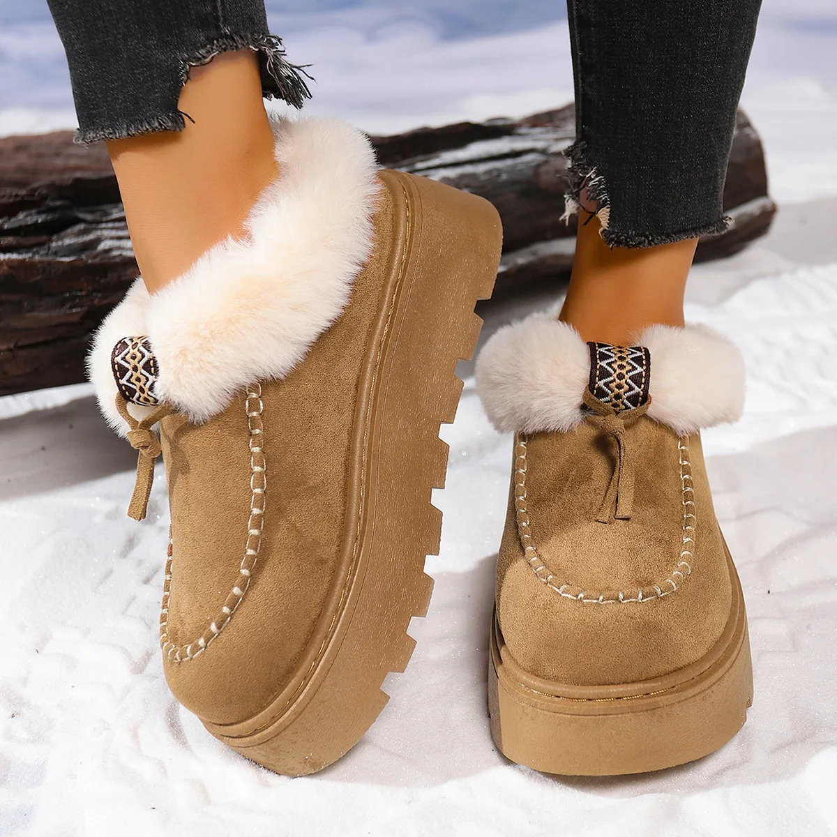Fleece Neck Snow Boots Winter 2025 New Round Toe Suede Sleeve Platform Sole Non-slip Wear-resistant Cotton Shoes
