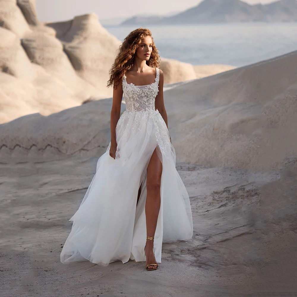 

Charming Latest Wedding Dresses 2024 Lace Bridal Gowns Side Split Wedding Gowns Square Neck Flowers Robe de mariée Sequined