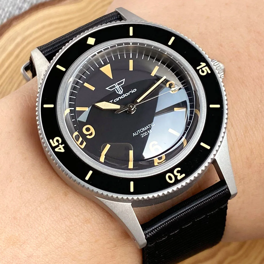 Diving Automatic Watch For Men NH35 PT5000 Green Super Luminous Bezel Index Domed Sapphire 20ATM Waterproof Steel Brushed Case