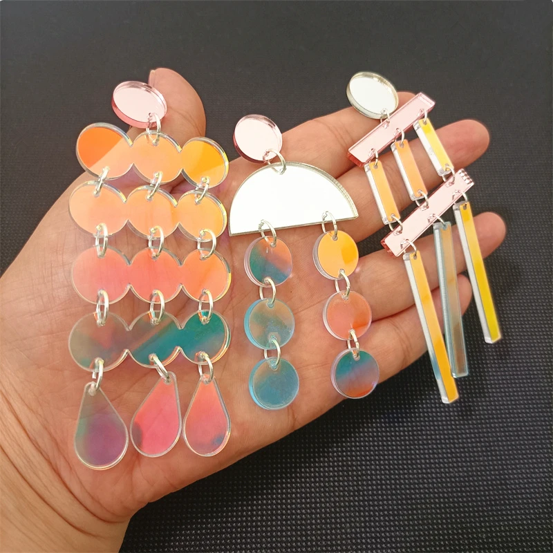 KUGUYS Übergroße lange schillernde Acryl-Ohrringe für Damen, geometrisch, trendig, modisch, Schmuckzubehör – Detail 7