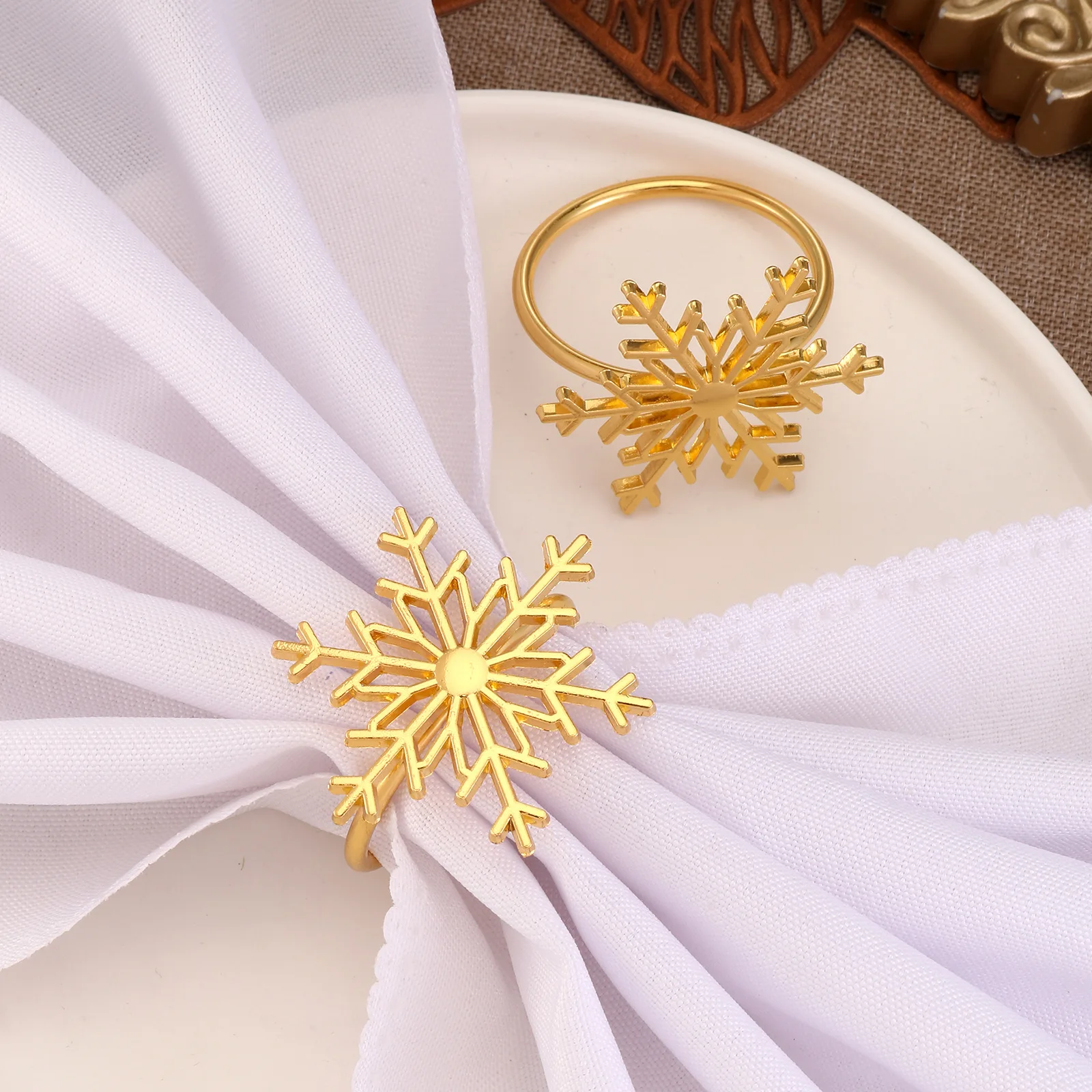 

1pcs Christmas Snowflake Elk Napkin Rings Dinning Table Setting Button Napkin Ring Wedding Party Table Decoration Accessories