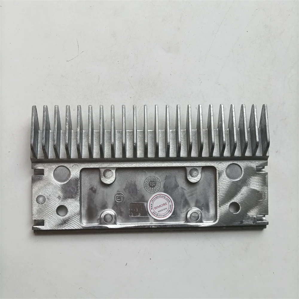 SMR313609 Centre Aluminum Alloy Comb Plate Use for 9300 Escalator Parts 22 Teeth L199mm