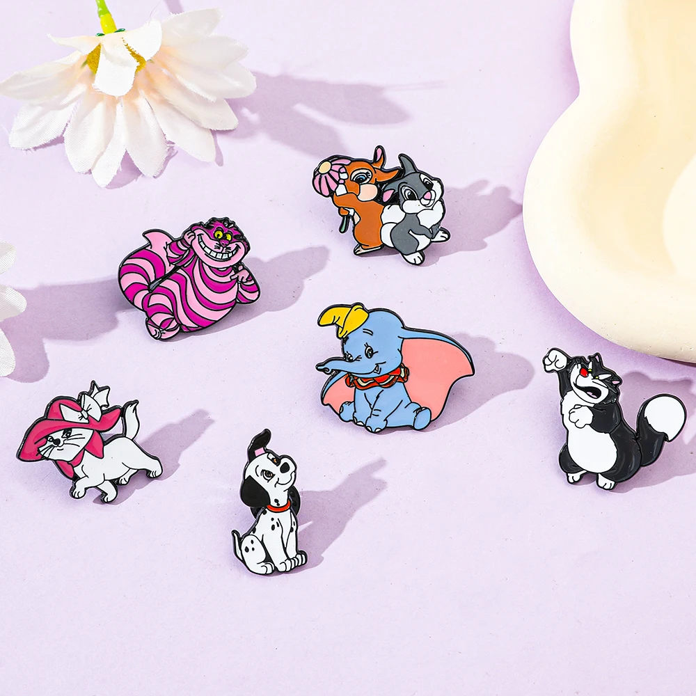 6 Pcs 애니메이션 크리 에이 티브 브로치 귀여운 덤보 마리 고양이 패션 에나멜 핀 금속 배지 쥬얼리 의류 배낭 액세서리 선물