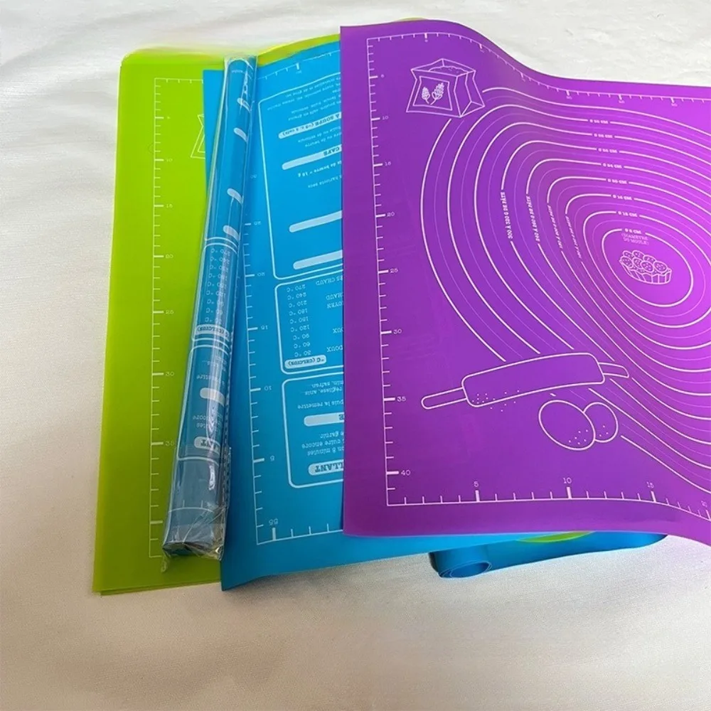 Food GradePlasticRolling Mat With Measuring Tool Non Slip Kneading Mat, Easy To Clean Non Stick Baking Mat ReusableBakingUtensil_voghion.com