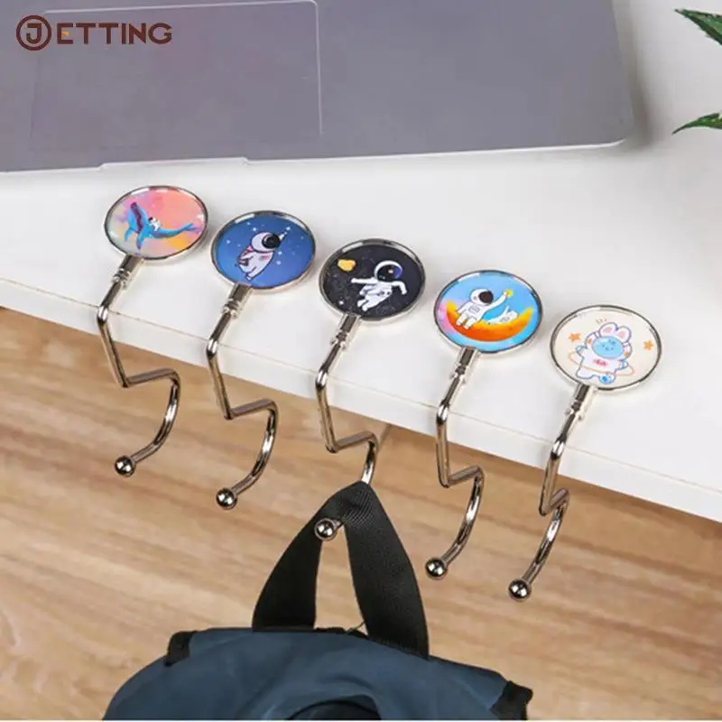 

1PC Desktop backpack hanging bag hook with various cartoon patterns stick-free and detachable women's handbag organizer desk sid