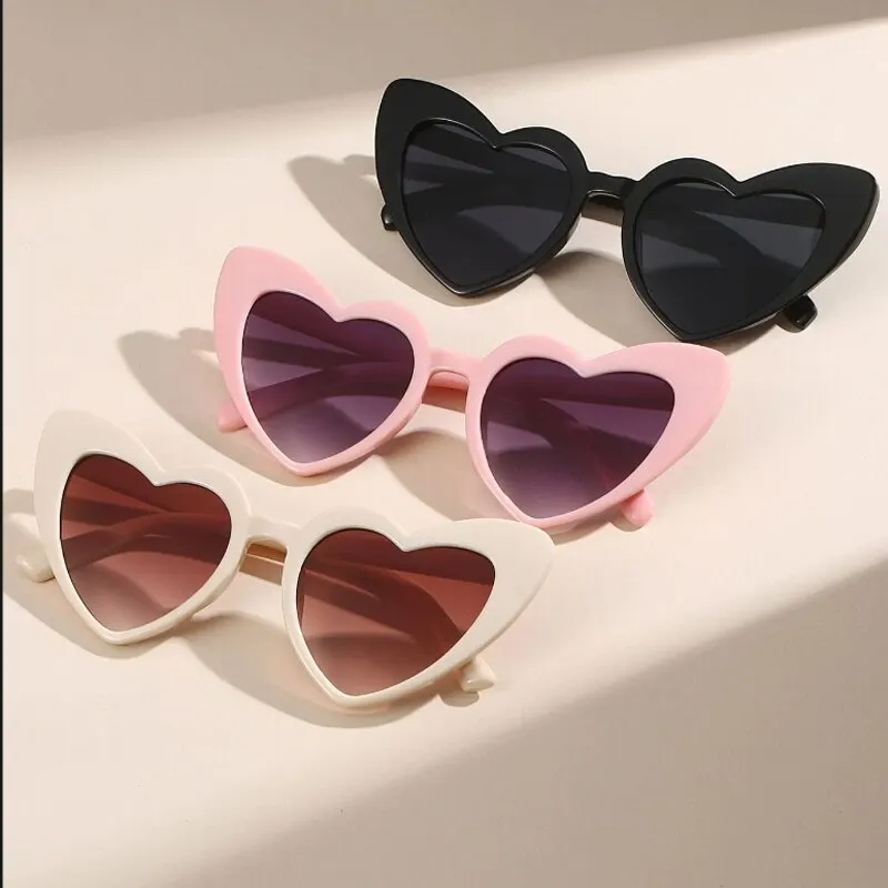 3Pcs Love Heart Frame Sunglasses Goggles Women Brand Designer Fashion Cute Solid Vintage Cheap Sun Glasses Party Gift