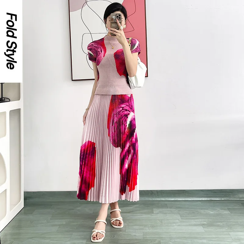 

2024 Summer New Three Mansions Ruffled Fashion Slim Fit Small Shirt Printed Hundred Pleated Half Skirt Two Piece Set for Women