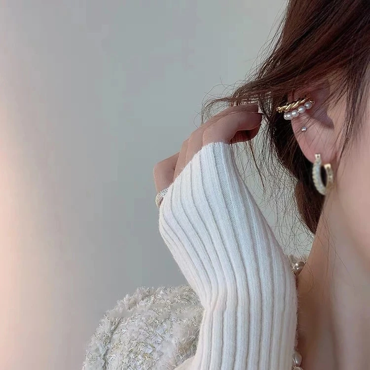 Ear clip earrings Korean Gold Color Double Circle Twist Pearl Ear Cuff Vintage Geometric Circle Earcuff Fake Piercing Pearls Clip on Earings