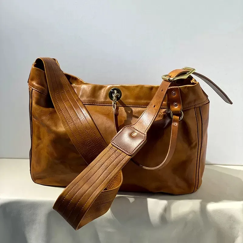 

Outdoor travel luxury genuine leather men's shoulder bag weekend daily natural real cowhide youth large capacity underarm bag