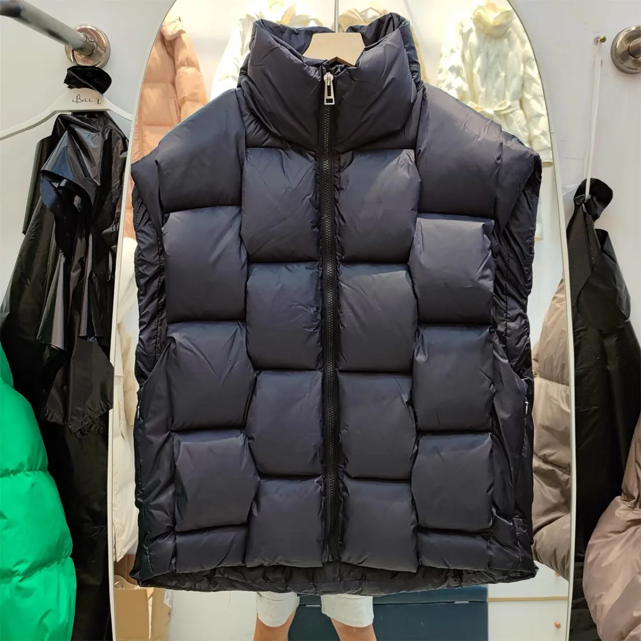 2024 New Winter Women Down Vest Knitted Warm Waistcoat Sleeveless Couple 90% White Duck Down Vest Men's and Women's Vest Jacket