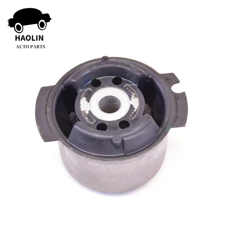 1 Pcs High Quality Auto Parts Rear Crossmember Isolator For Chrysler 300C Dodge Challenger 4782861AA In Stock