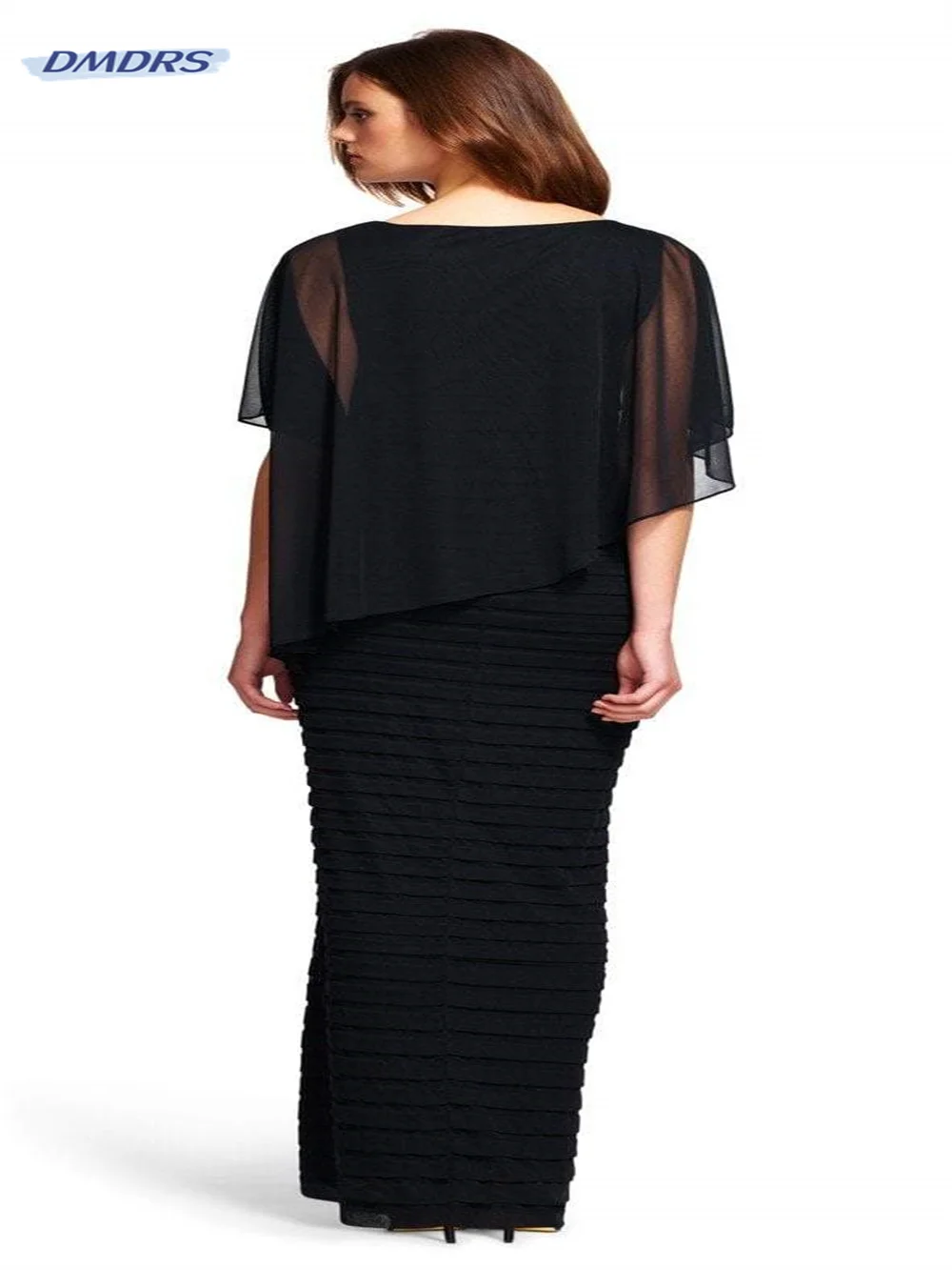 Рисунок 2 - Элегантная свадебная фата до пола с квадратным вырезом