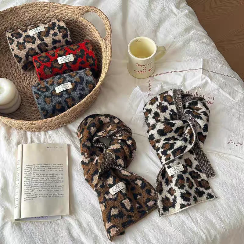 Children's scarf vintage warm leopard scarf Korean version personality men's and women's foreign style knitted wool trend