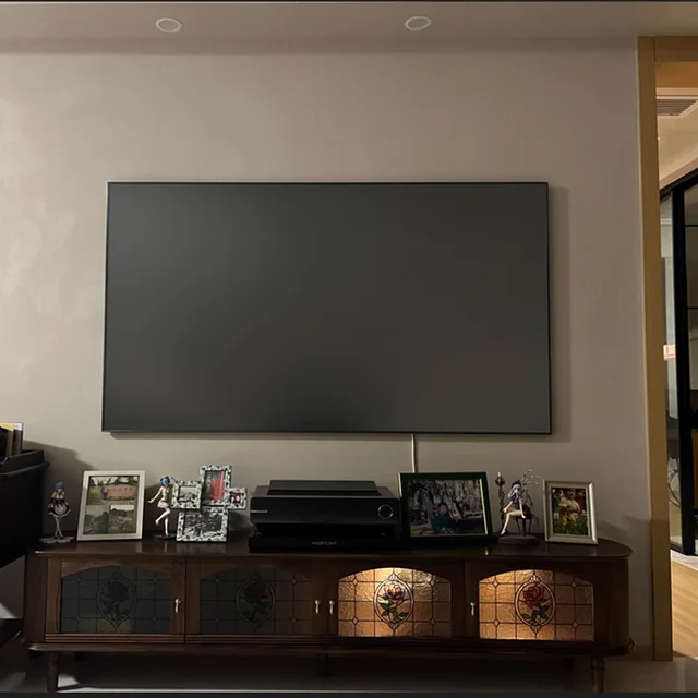 Rosethorn Cabinet 3 Rosethorn Cabinet 3