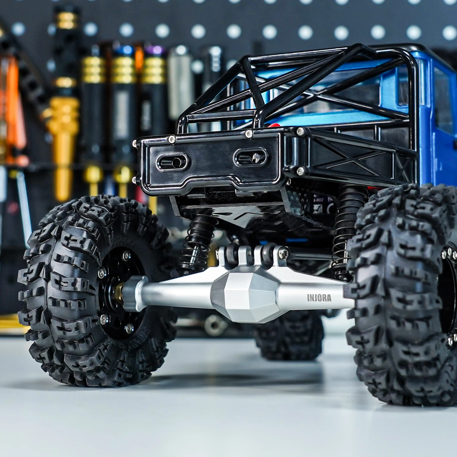 INJORA +4mm ダイヤモンドアクスル、レイダウンサーボマウント