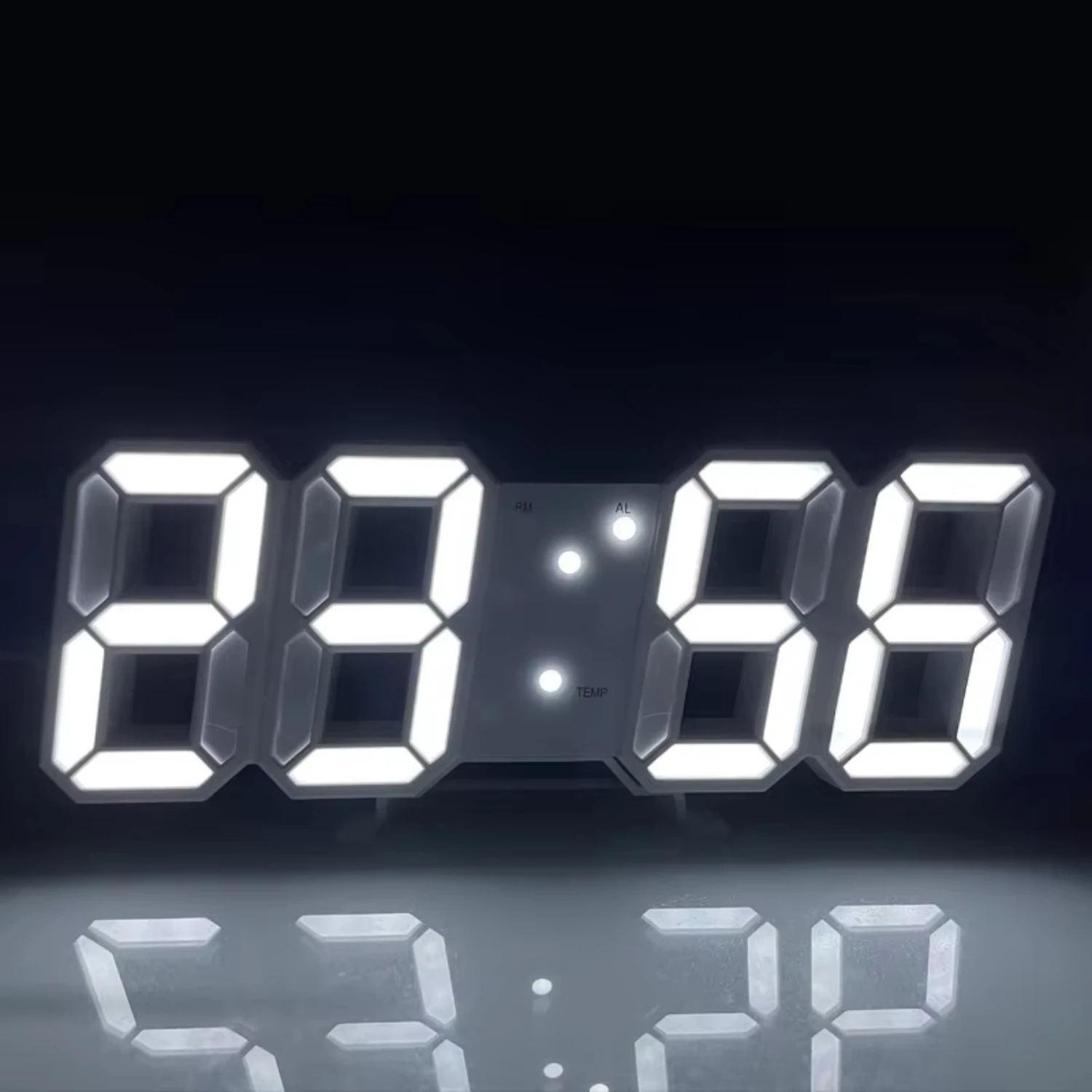 Nordic Digital Alarm Clock 1