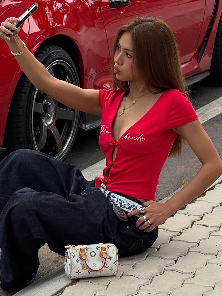 Nibber Letter Print t-Shirt Women Buckle Low-Neck Hollow Skinny Fashion Sexy High Street Hottie Classic Midnight Simple Tops