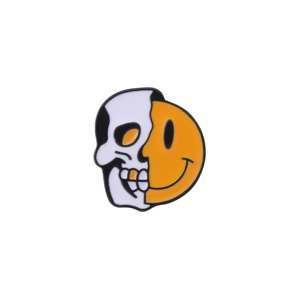 Punk Half Skull Smiling Face Puzzle Pins Twisted Crossbones Smile Split Spille Smaltate Per Uomo Zaino Giacca Badge Regalo