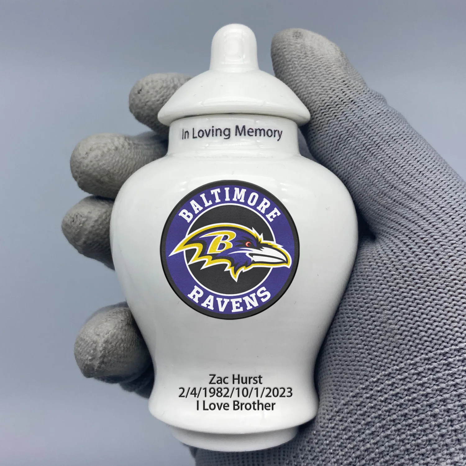 

Mini Urn for Baltimore Ravens-themed Logo Custom Urn.Send me the name/date you want to appear on the urn by Remarks Message.