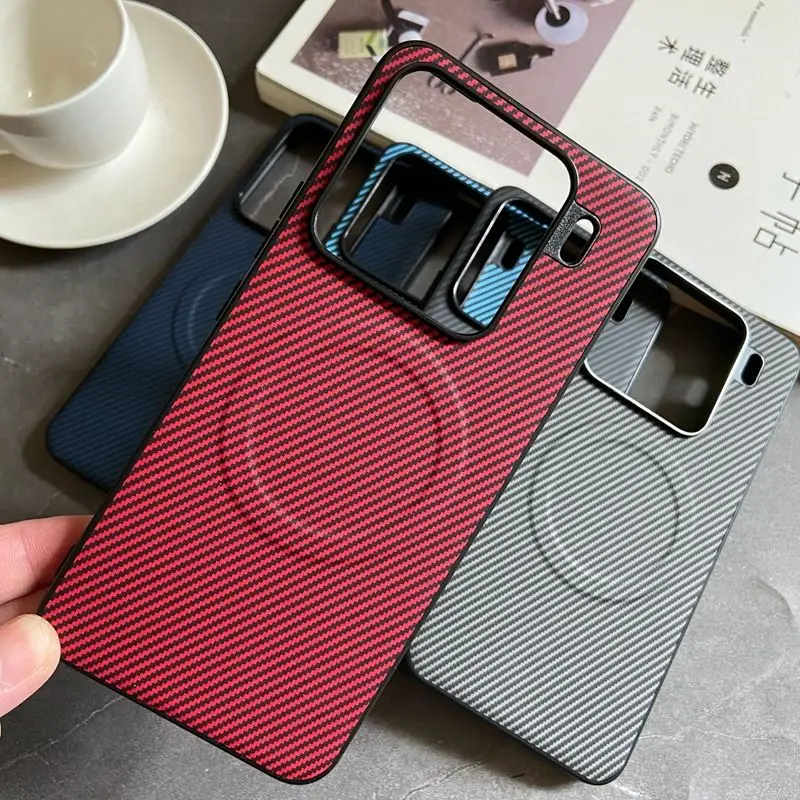 Carbon Fiber Design Magnetic Protective Silicone Back Cover Case