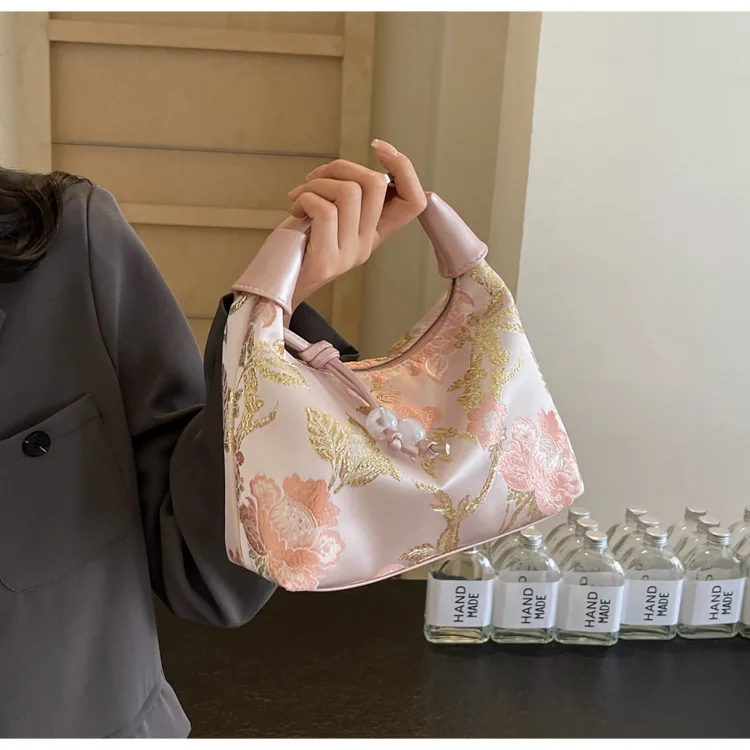 Jade Blossom Hanfu Embroidery Shoulder Bag-Giltoria