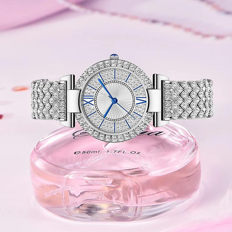 Stylish Ladies' Quartz Watch | Elegant Bracelet & Diamond Embellishments