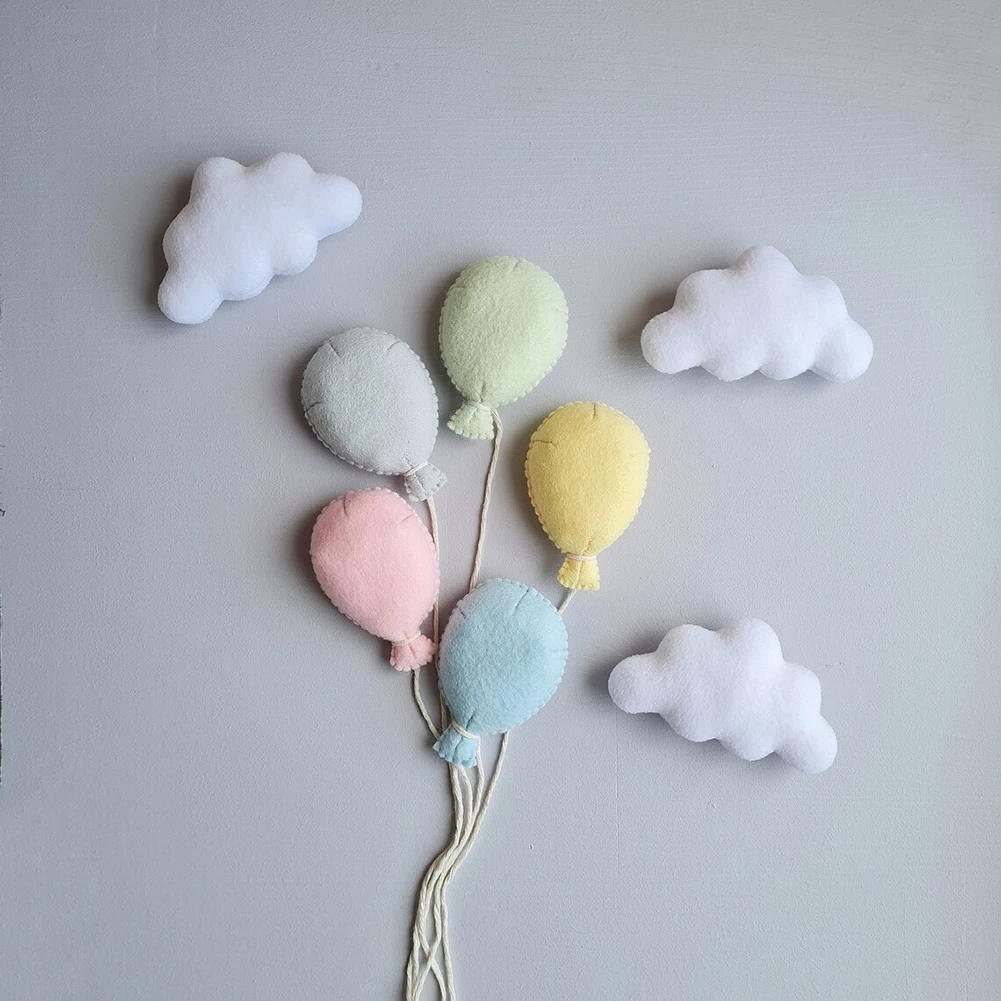 

Newborn Baby Photography Props Felt Balloons Clouds Background Backdrop Studio Shooting Photo Accessories