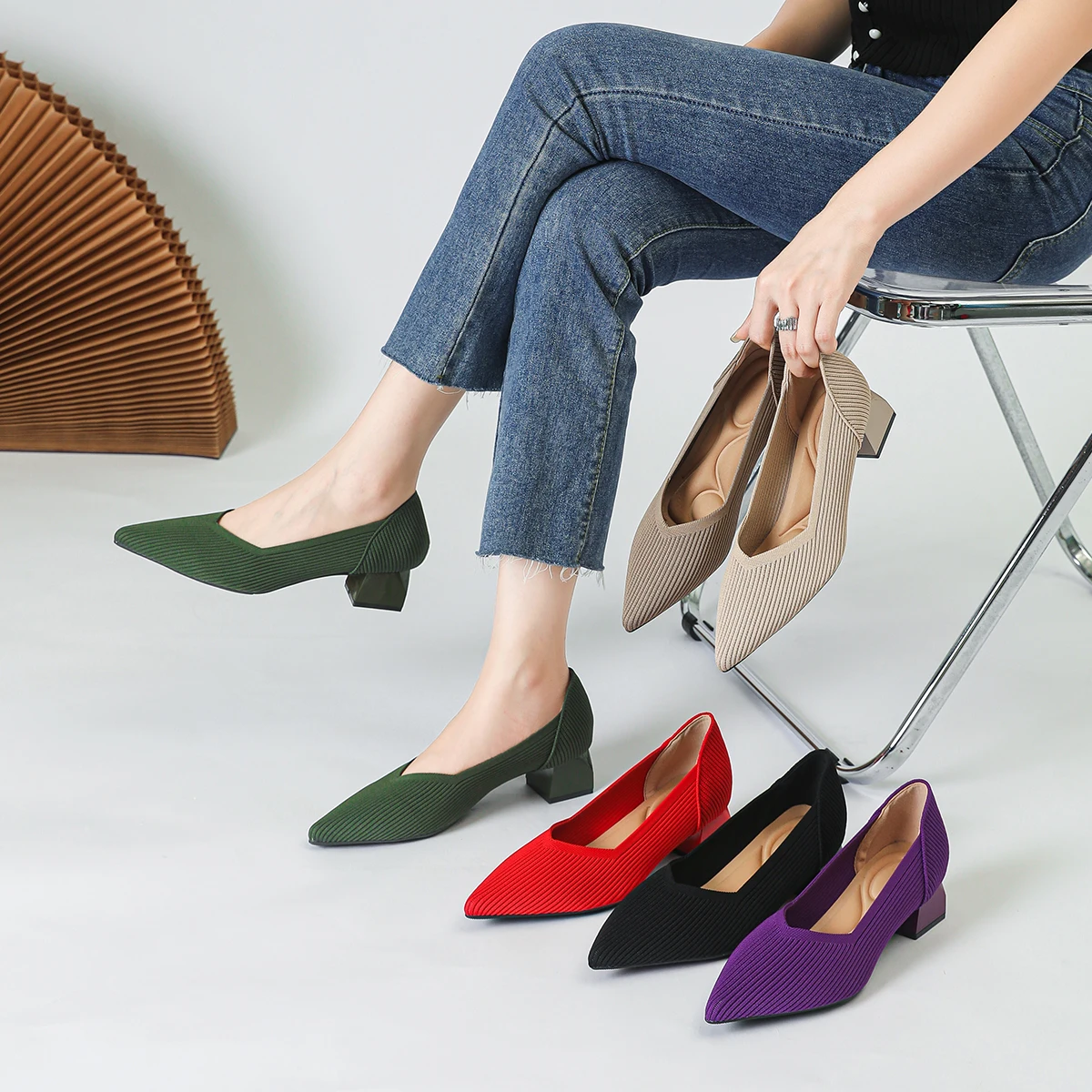 2025 New Women's High Heels Large 42/43 Fashion Pointed Anti slip Rubber Bottom Knitted Breathable Shoes 3