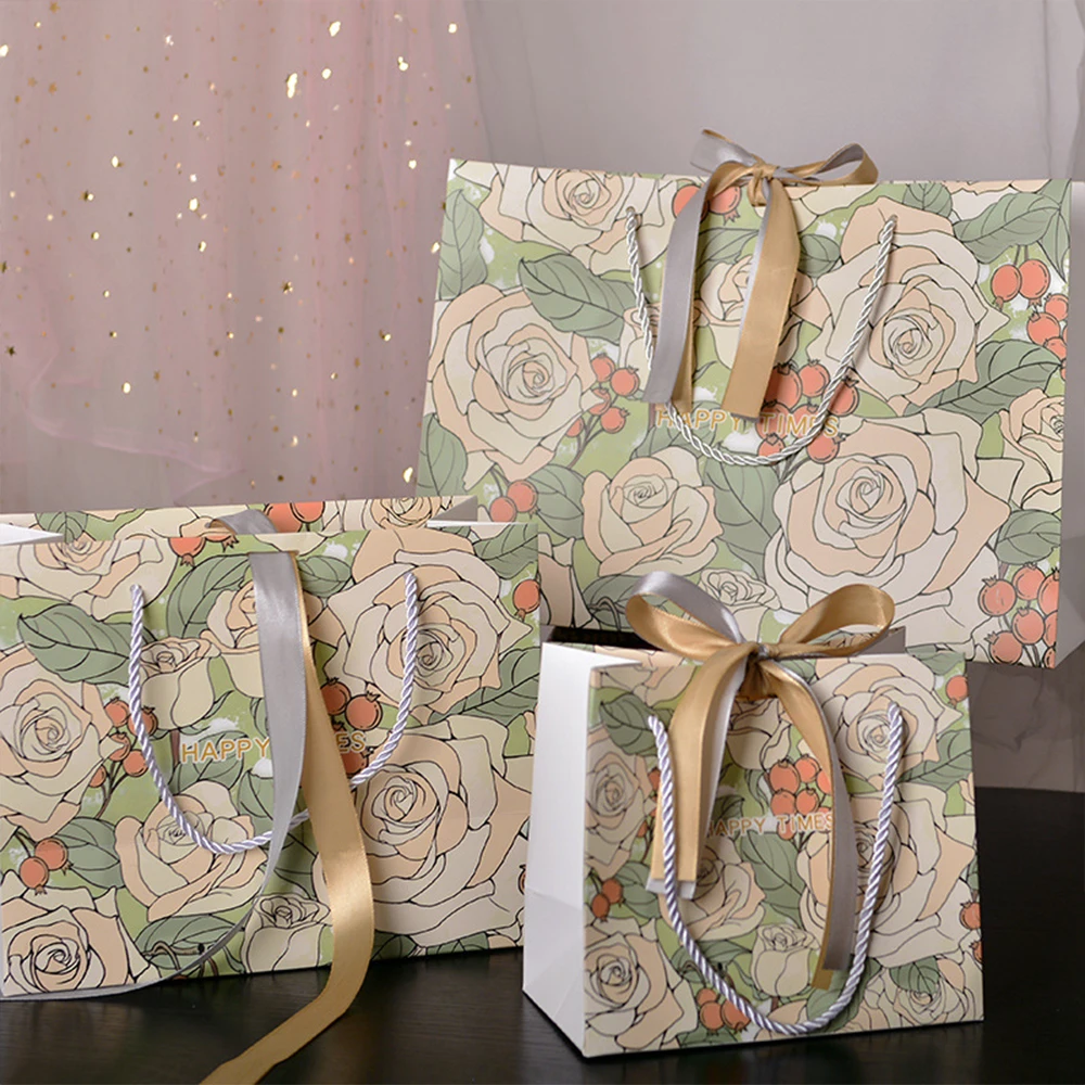 24 Stück Papierblumen-Druck Geschenktüten mit Bandverschluss für Hochzeit, Party, Brautjungfern, Babyparty, Geburtstag, Junggesellinnenabschied – Detail 3