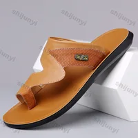 Sandales d'été pour hommes, antidérapantes, respirantes, légères, semelle souple, chaussures de plage, confortables, à la mode, pantoufles à enfiler, nouvelle collection 2025 3