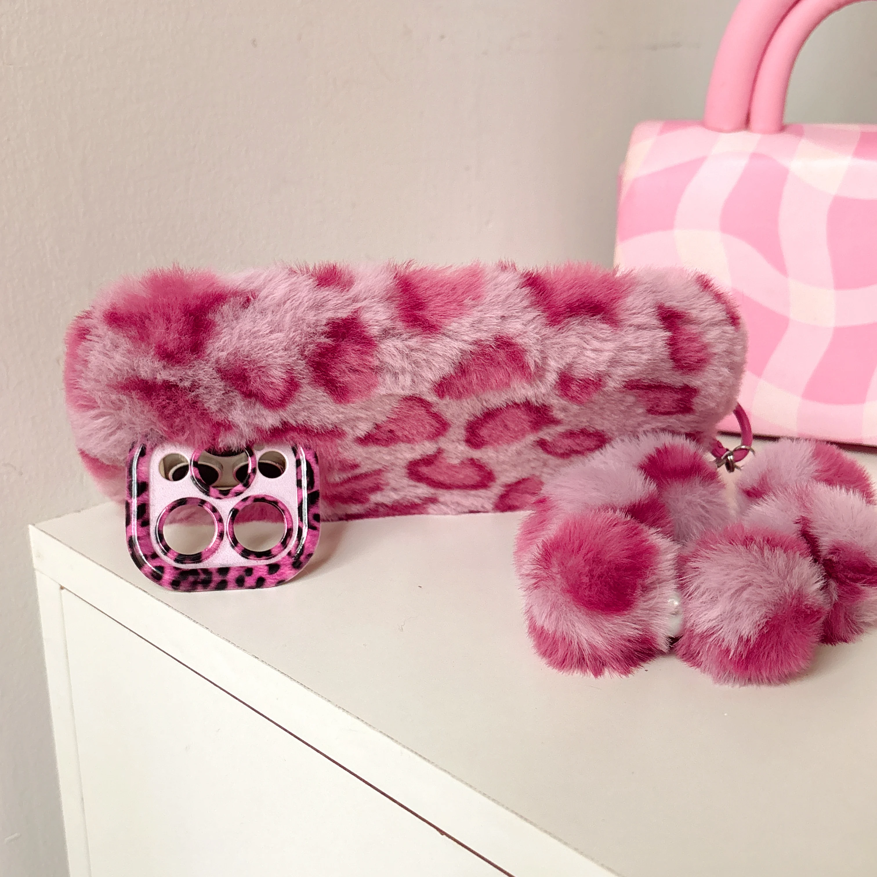 Leopard Flauschige Pelz Fall Für Galaxy S25 24 23 Ultra 25 23 24Plus A14 A15 A16 A17 A35 A55 ständer Kamera Objektiv Schutz Rahmen – Detail 10