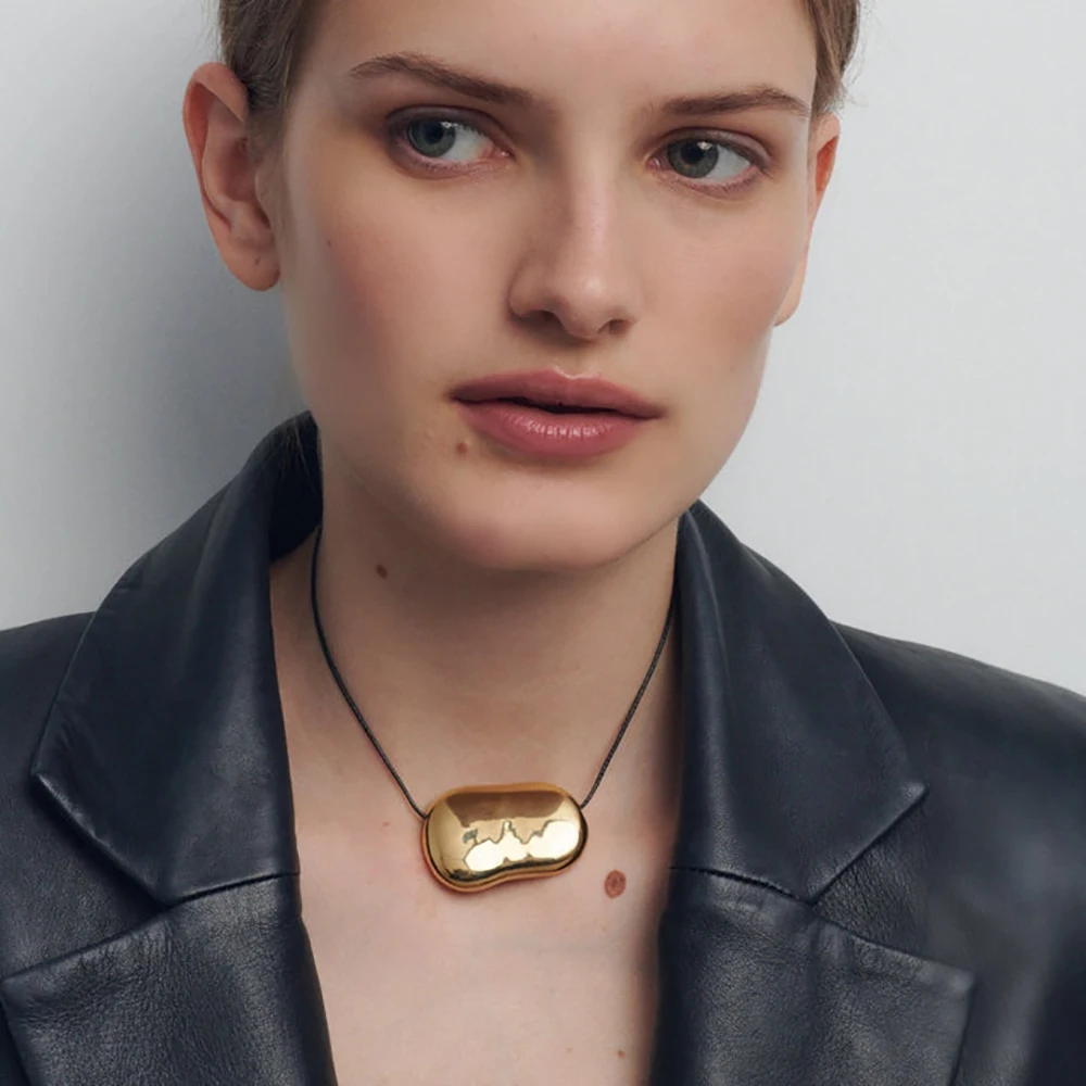 Y2K Short Black Waxed Cord Big Chunky Geometric One Piece Neckalce for Women Minimalist Clavicle Choker Gothic Jewelry Wholesale