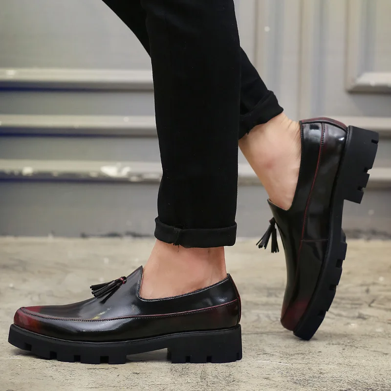 Men Casual Shoes Pointed Toe Dress Thick Soled Antiskid Luxury Designer