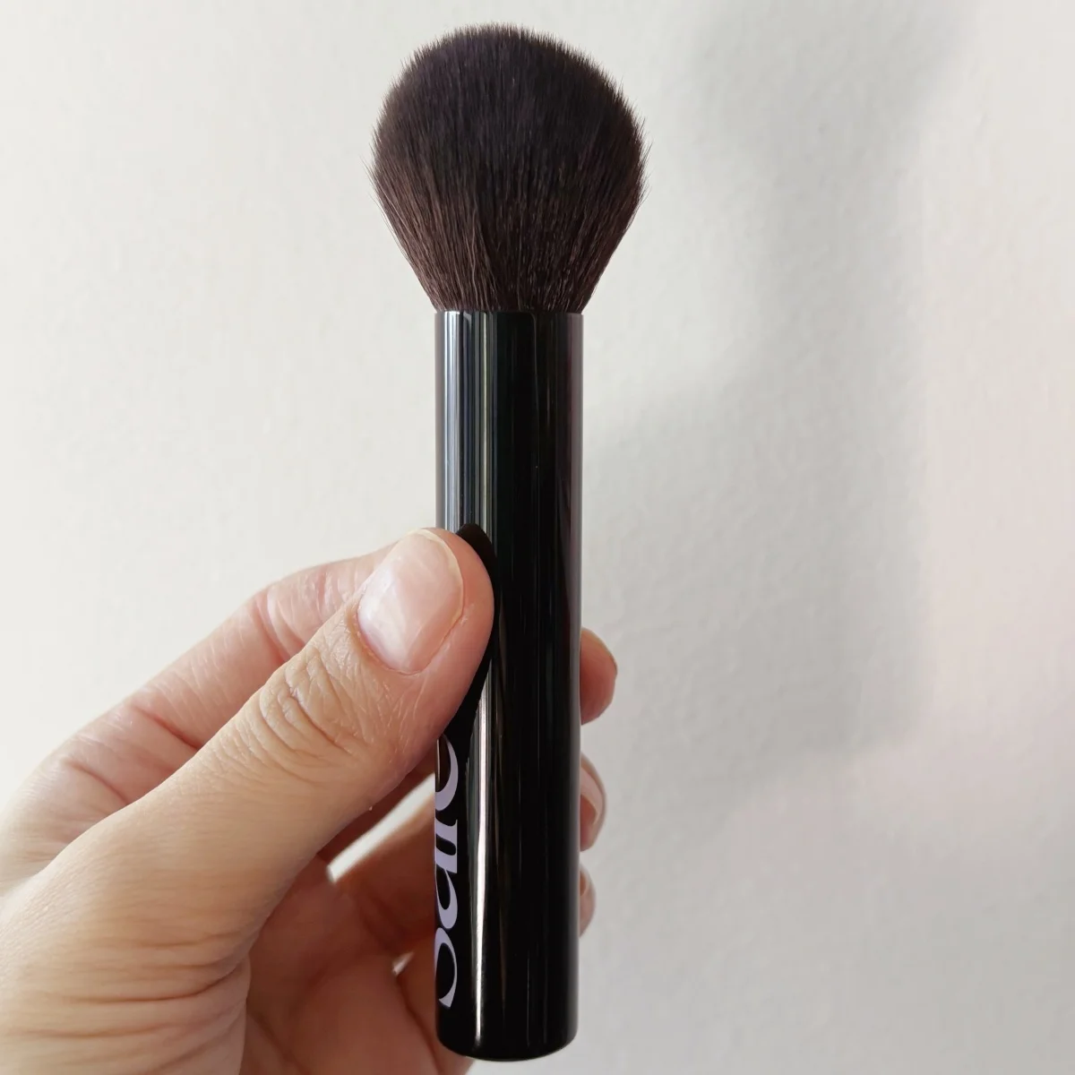 SAIEBEAUTY The Big Liquid Foundation Brush Fluffy Soft Multi-Use Makeup Brush for Blending Building