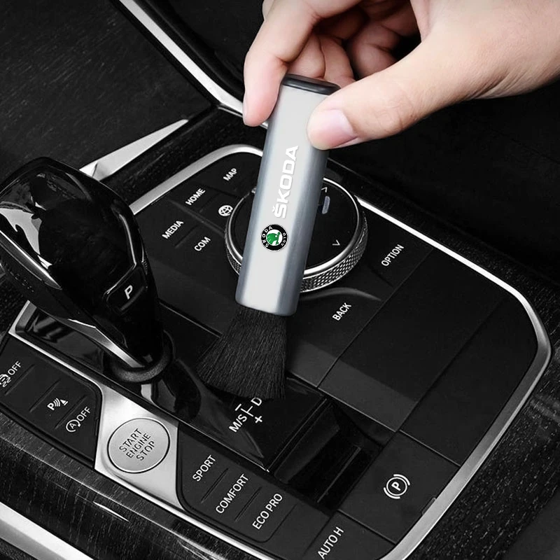 Car Dashboard Cleaning Brush with Retractable Bristles