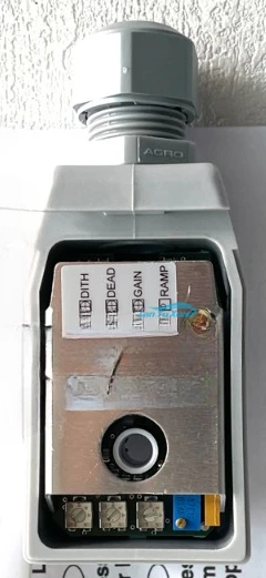 

American original EHH-AMP-702-D-20 New Amplifier 02-326010