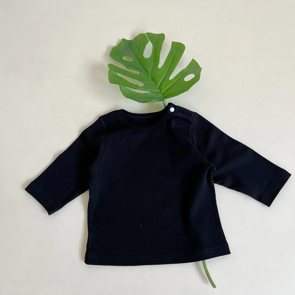 2025 Autumn New Baby Long Sleeve T Shirt Cotton Boy Striped Bottoming Tops Girl Solid Simple Casual Pullover Infant Clothes 4