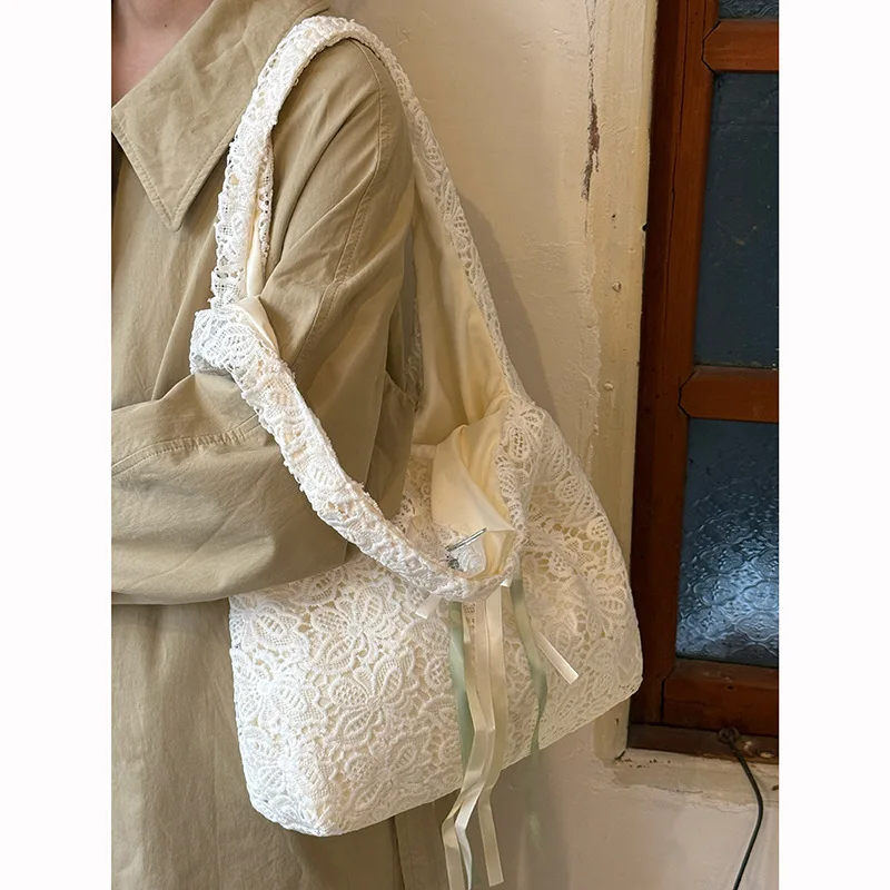 Rural Style Lace Tote Bag, New Large Capacity Commuting Shoulder Bag, Niche Versatile Tote Bag