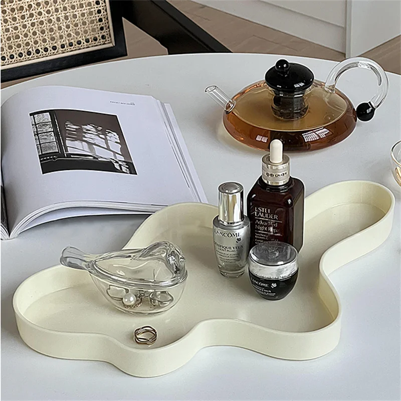 

Decor Irregular Acrylic Serving Tray for Snacks Beverage Appetizer Cosmetics Storage Plate Desktop Cloud Shape Perfume Ornaments
